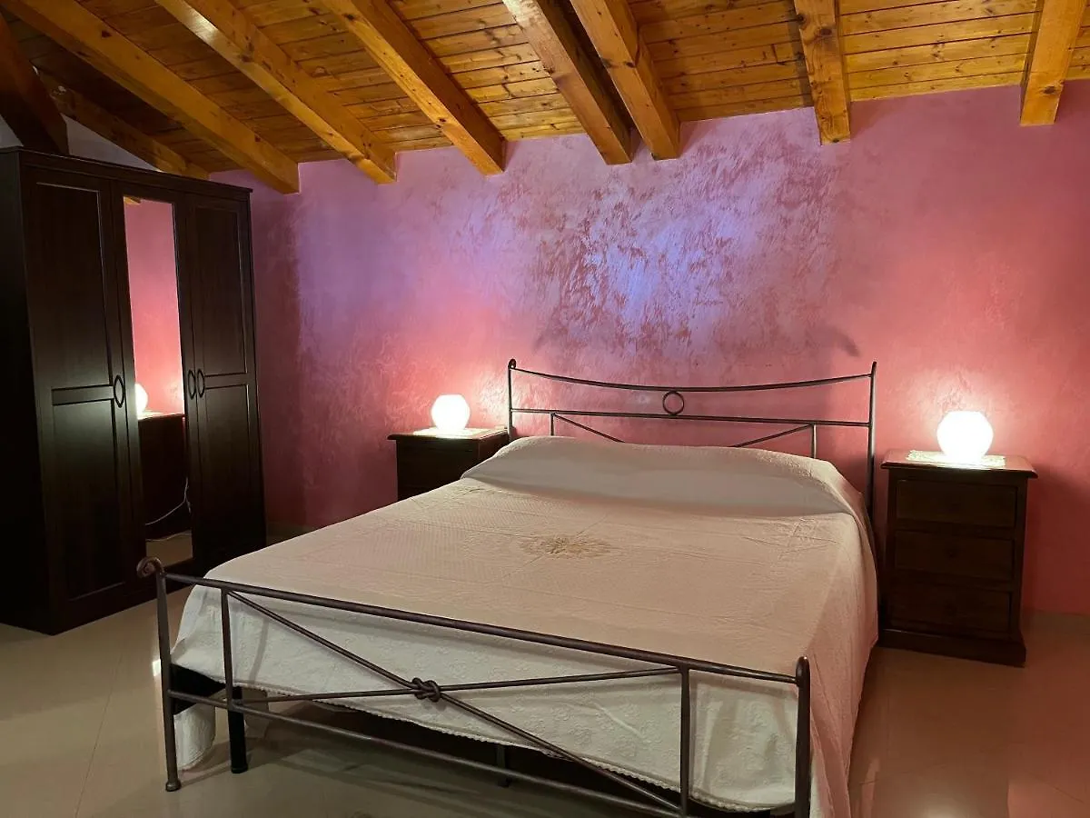 Holiday home Villa Mariavittoria Solarino Italy