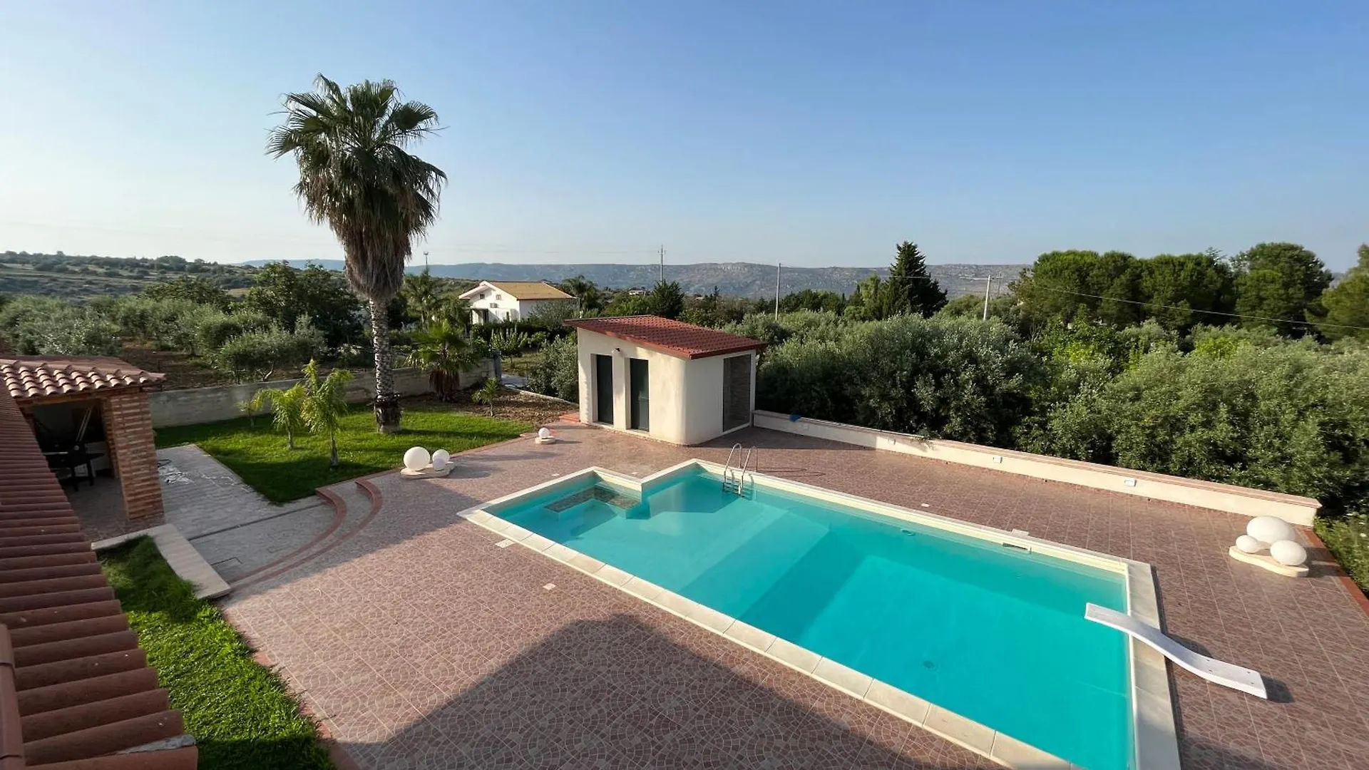 Villa Mariavittoria Solarino Italy